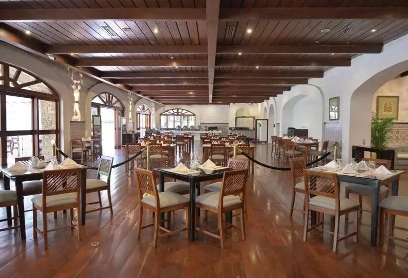 Отель Melia Caracas