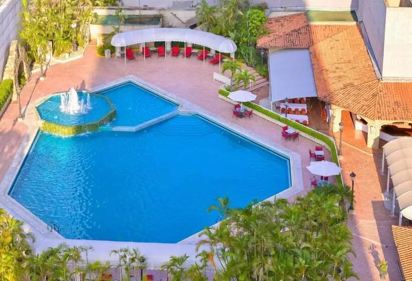 Отель Melia Caracas