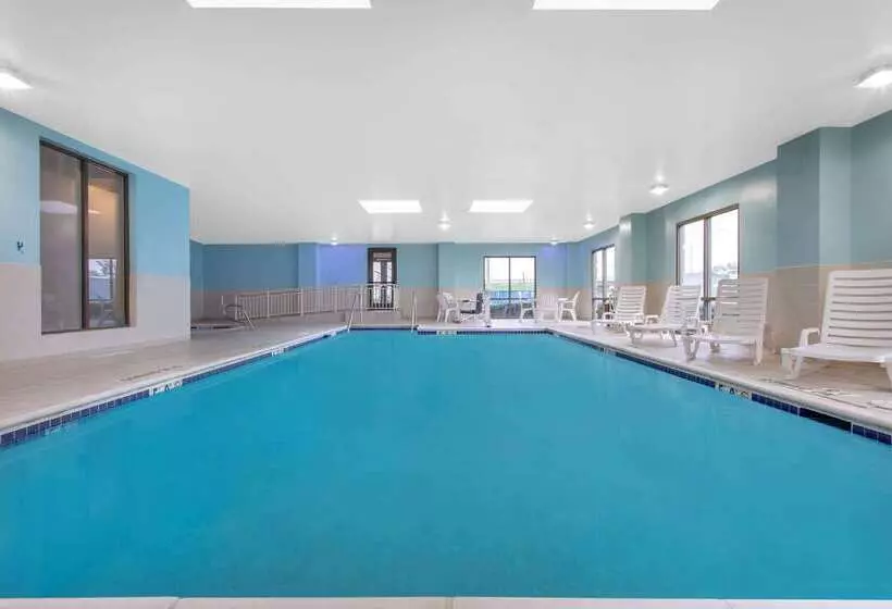 בית מלון כפרי Wingate By Wyndham Mechanicsburg