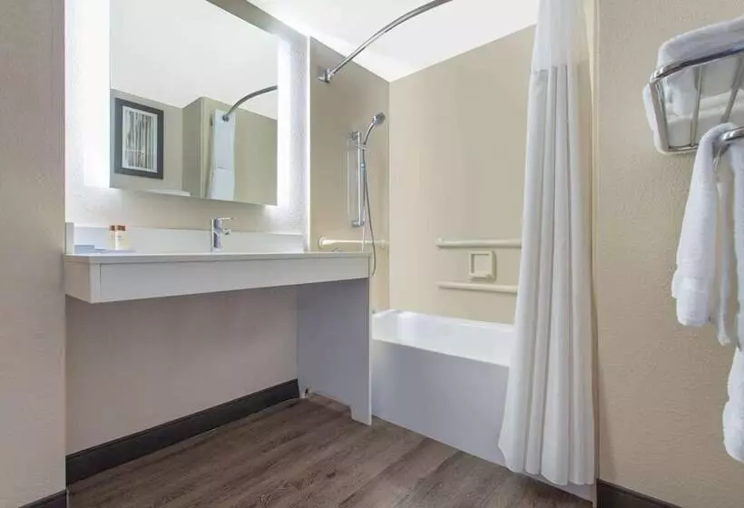 בית מלון כפרי Wingate By Wyndham Mechanicsburg