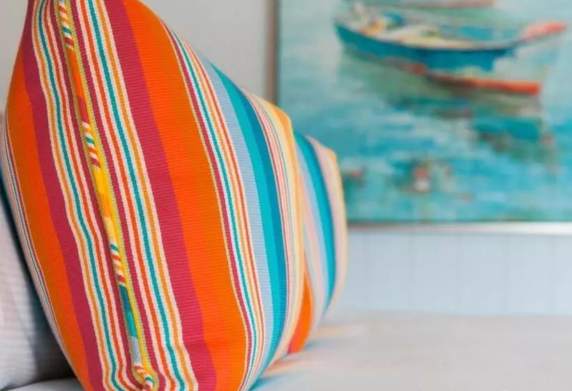 ホテル Yachtsman Lodge & Marina