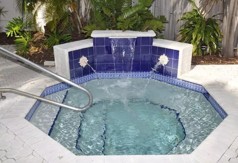 Мотель Winterset A North Beach Village Resort