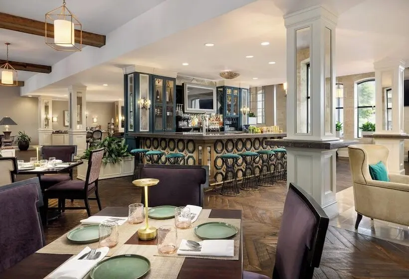 Riverfront Hotel New Orleans