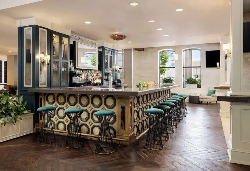 Riverfront Hotel New Orleans