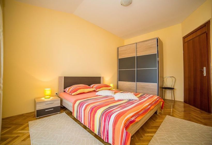 Apartments Ivo Kastel L / Three Bedrooms