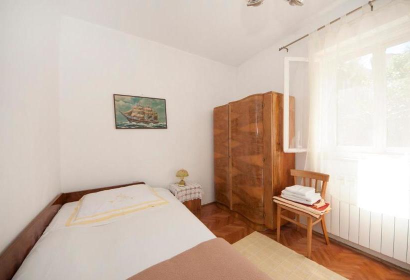 Apartments Gorana