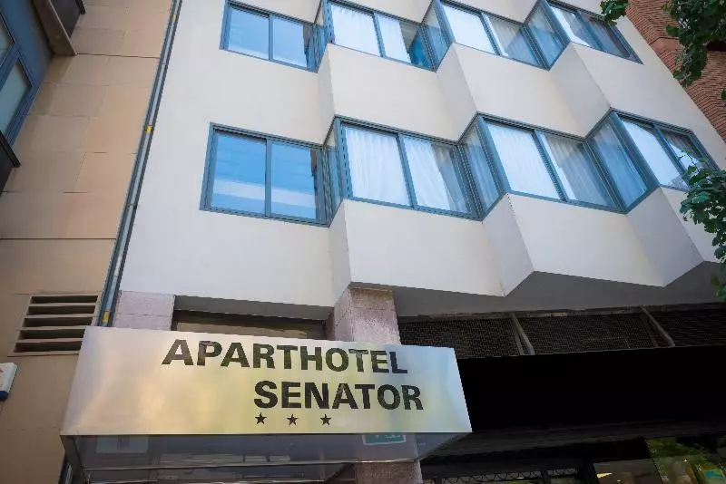 Senator Barcelona Apartments