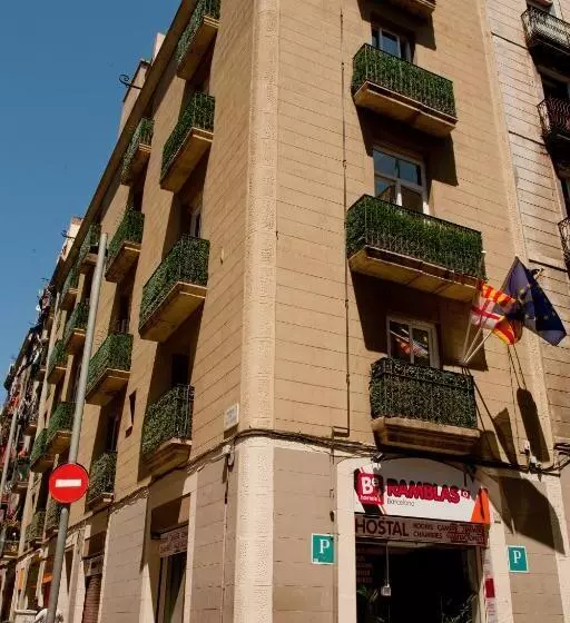 Хостел Be Ramblas Guest House