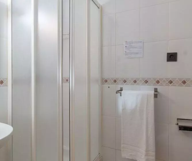 客栈  Central Bilbao