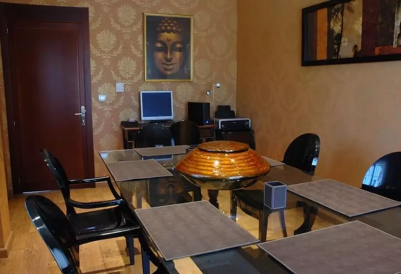 B Bou Hotel La Viñuela & Spa