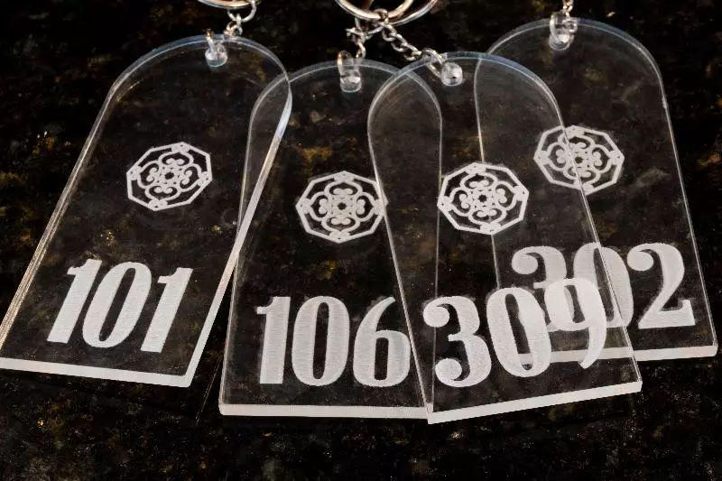 هتل Basadre Suites