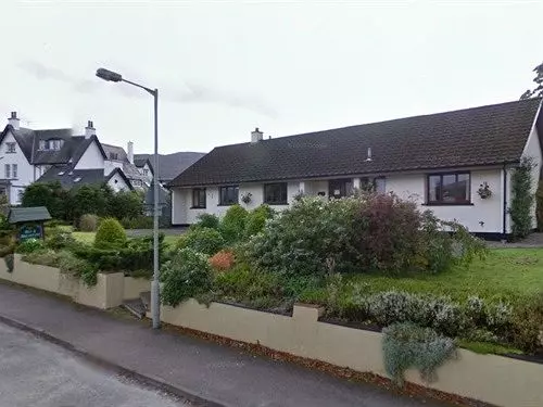 בית מלון כפרי Caledonian House