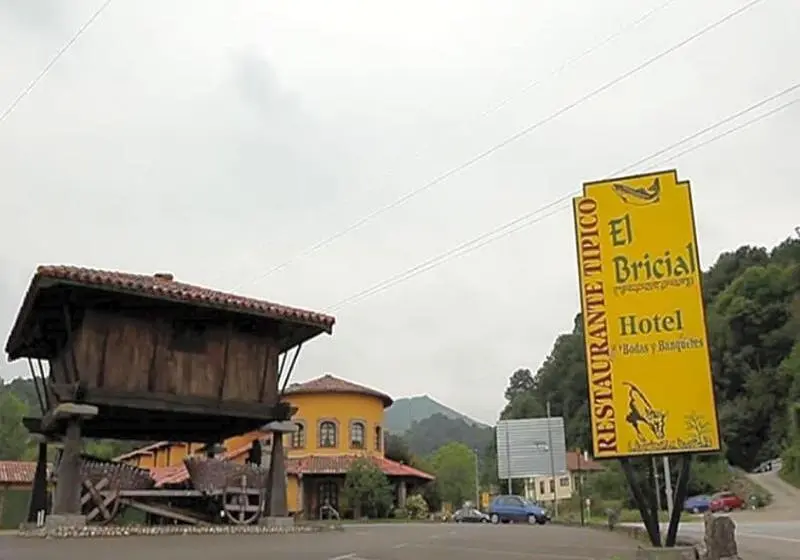 Hotel El Bricial