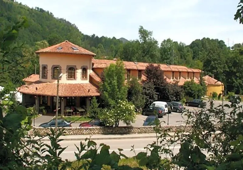 Hotel El Bricial