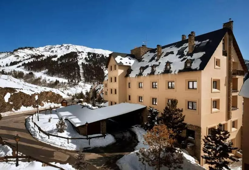 Отель Eurostars Royal Tanau