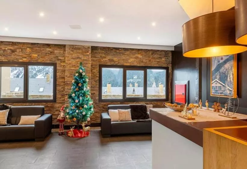 Отель Eurostars Royal Tanau