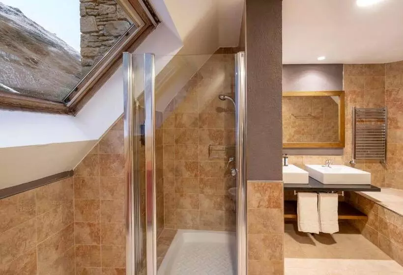 Отель Eurostars Royal Tanau