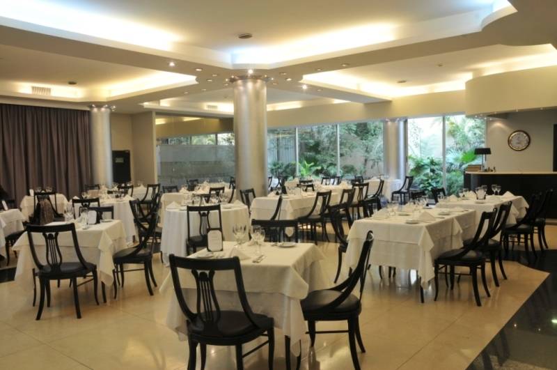 Hotel Plaza Real Suites