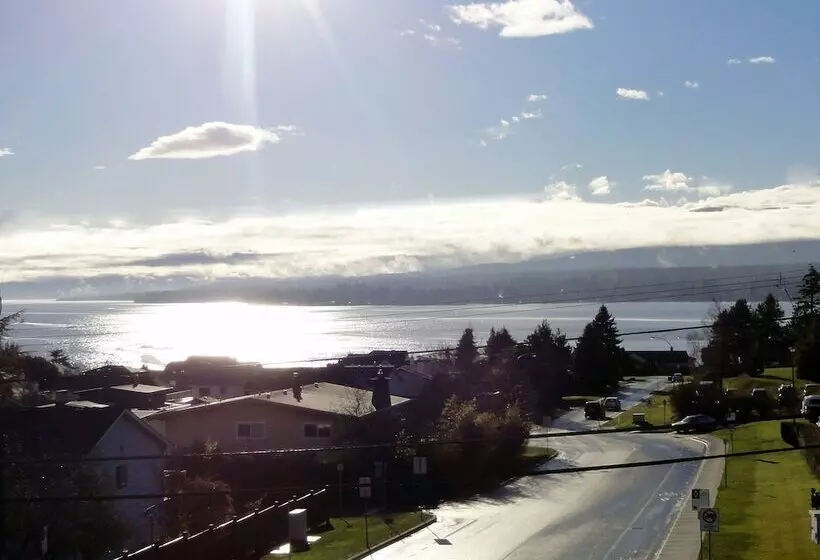 בית מלון כפרי Port Augusta Inn