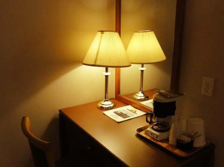 בית מלון כפרי Port Augusta Inn