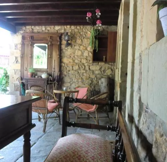 هتل Posada Los Cautivos