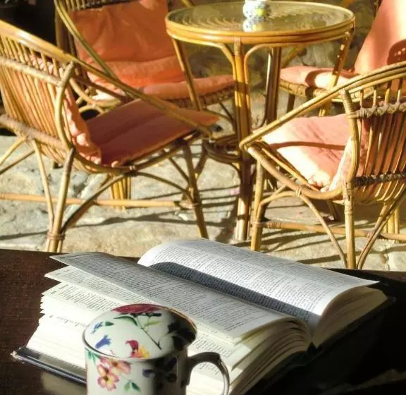 هتل Posada Los Cautivos