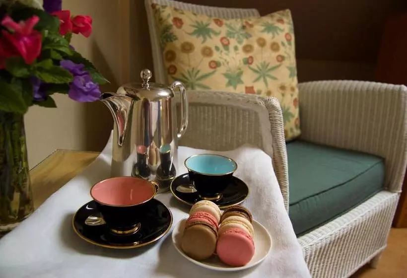 בית מלון כפרי Ravenhill House