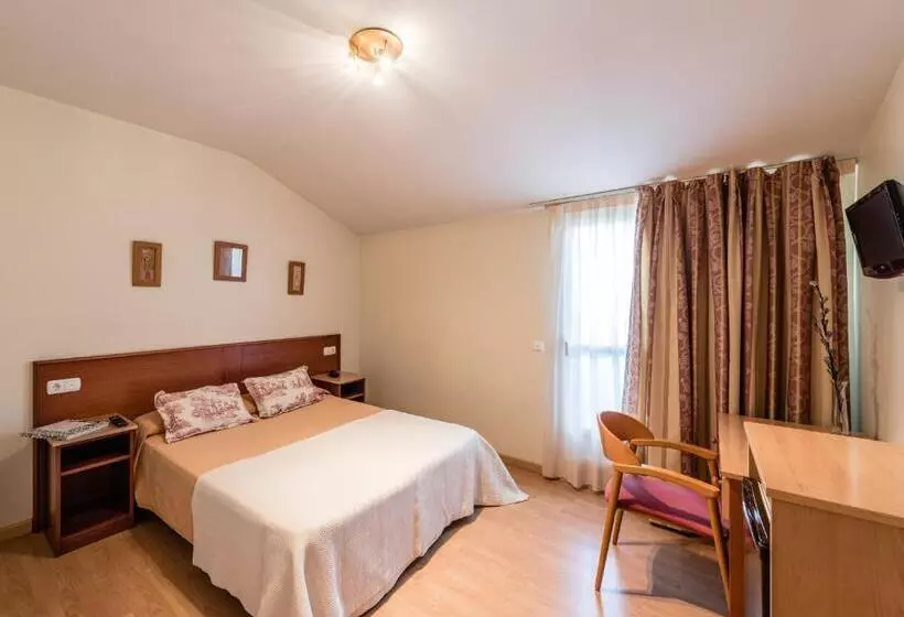 Отель Ruta Del Duero