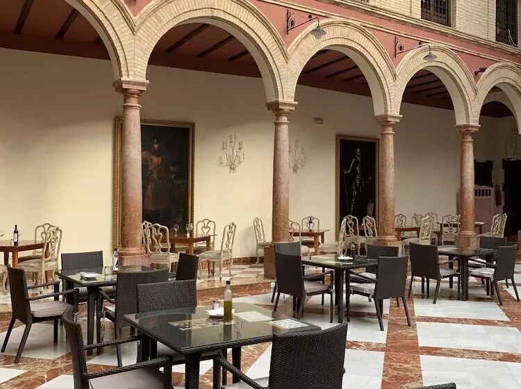 Отель Santo Domingo Lucena