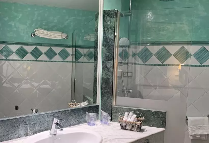 Отель Santo Domingo Lucena