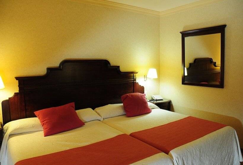 هتل Santo Domingo Lucena