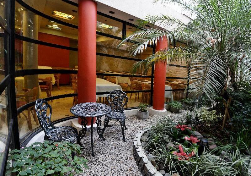 هتل Sarmiento Palace