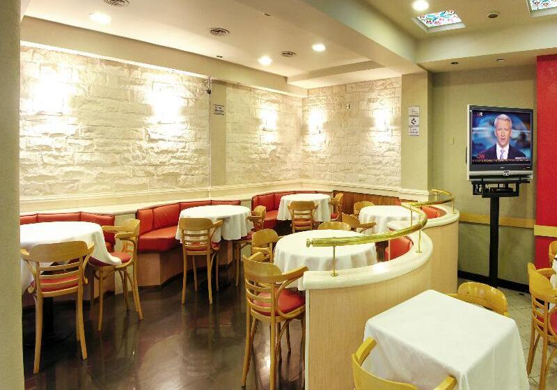 هتل Sarmiento Palace