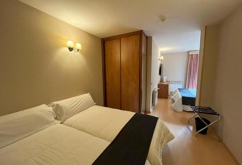 Wuau! Hotel Segle Xx