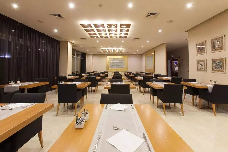 هتل Silken Juan De Austria