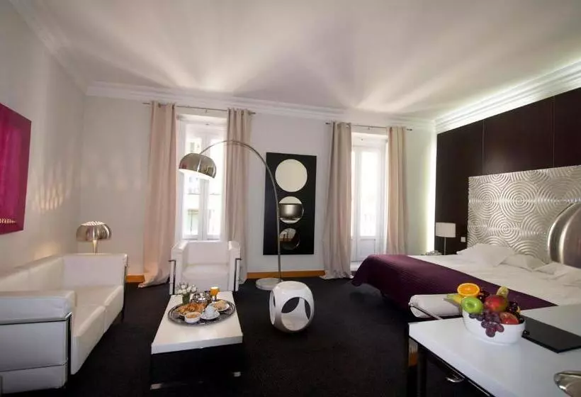 هتل Suite Prado