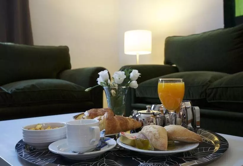 هتل Suite Prado