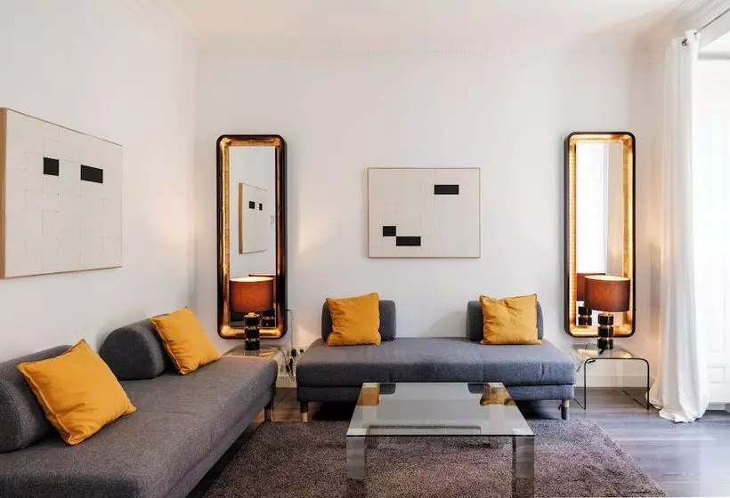 هتل Suite Prado