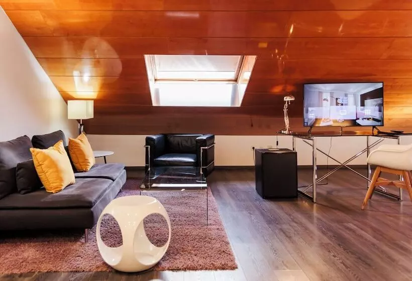 هتل Suite Prado