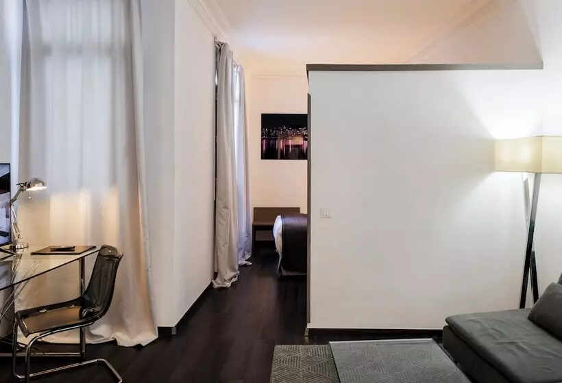 هتل Suite Prado