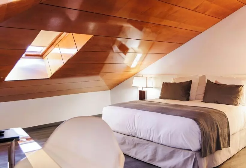 هتل Suite Prado