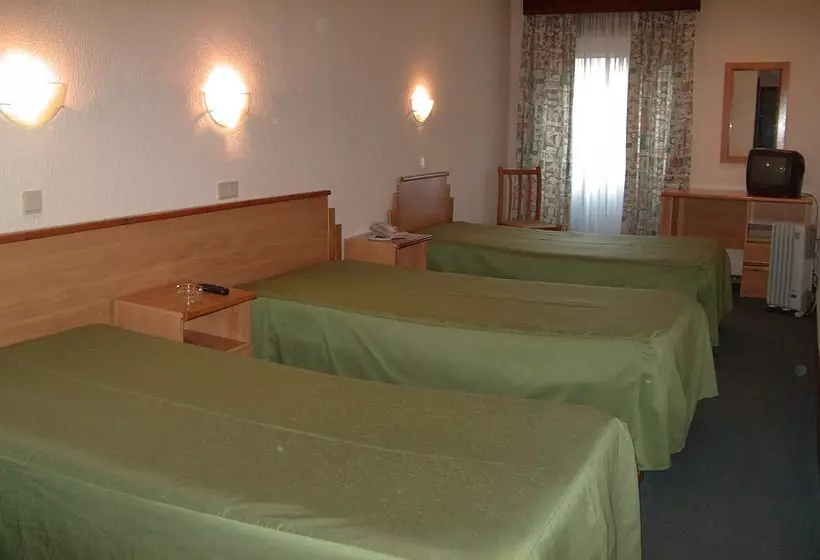 پانسیون Pensao Residencial Aviz