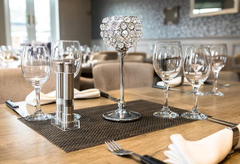 Washington Central Hotel And Sleepwell Inn