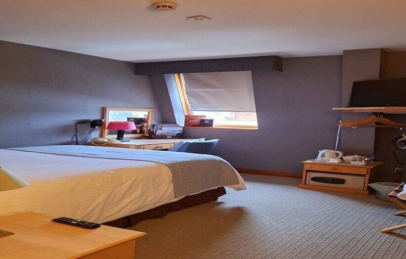 Washington Central Hotel And Sleepwell Inn