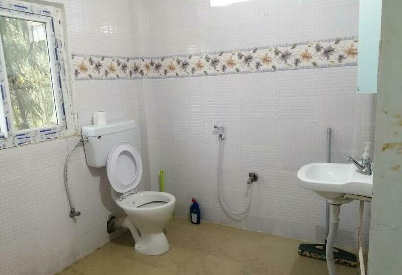 Hotel Chandras Residency