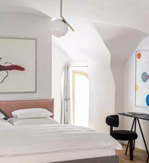 Kai 36 Hotel Zwischen Fels Und Fluss