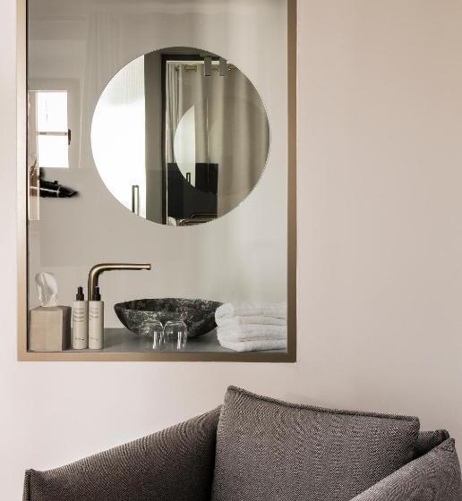 Kai 36   Hotel Zwischen Fels Und Fluss