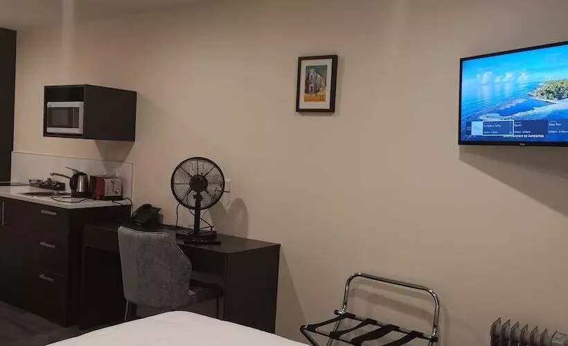 Airport Delight Motel