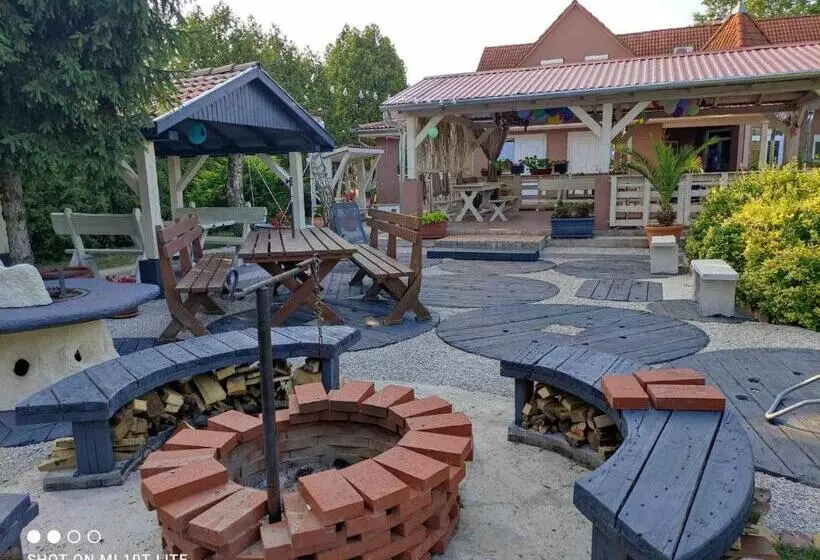 ベッドアンドブレックファースト Hartmann Panzió