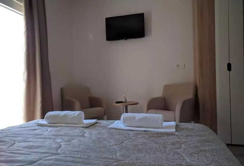 تختخواب و صبحانه Vesna